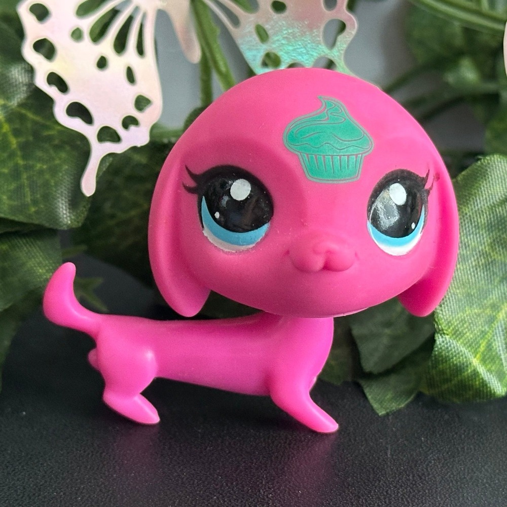 Littlest Pet Shop LPS G4 3539 Pink Blue Blindbag Dachshund Dog Cupcake